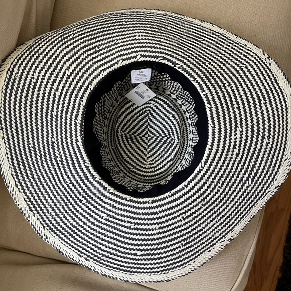 J.Crew Summer, beach hat, size, small medium, white and gray blue new with tags - Picture 4 of 4